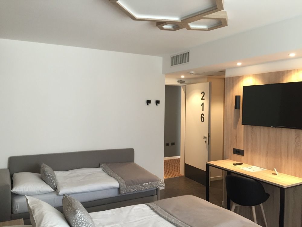 Tourist Hotel ブレッサノーネ エクステリア 写真
